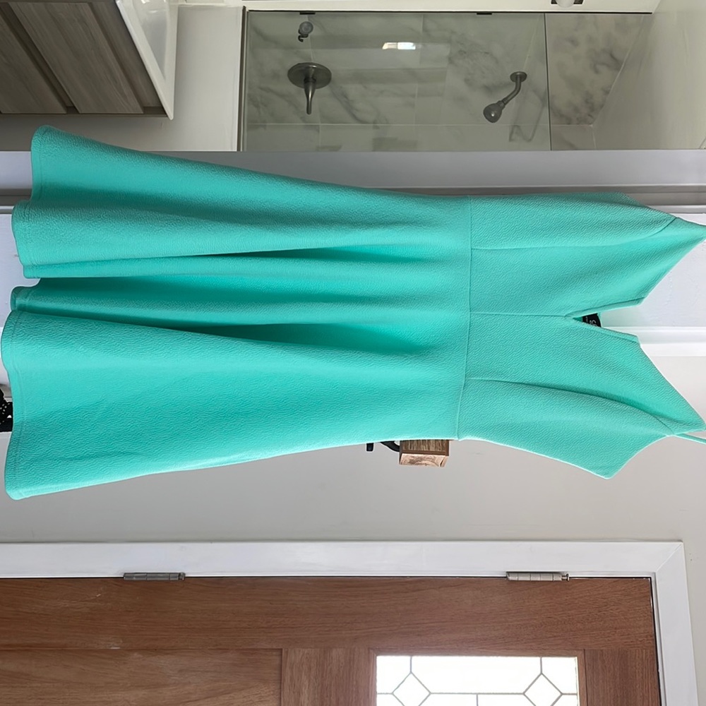 Lulu’s mint dress
